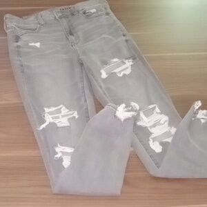 💎NWOT American Eagle Grey Distressed Jeans Holes Next Level Stretch